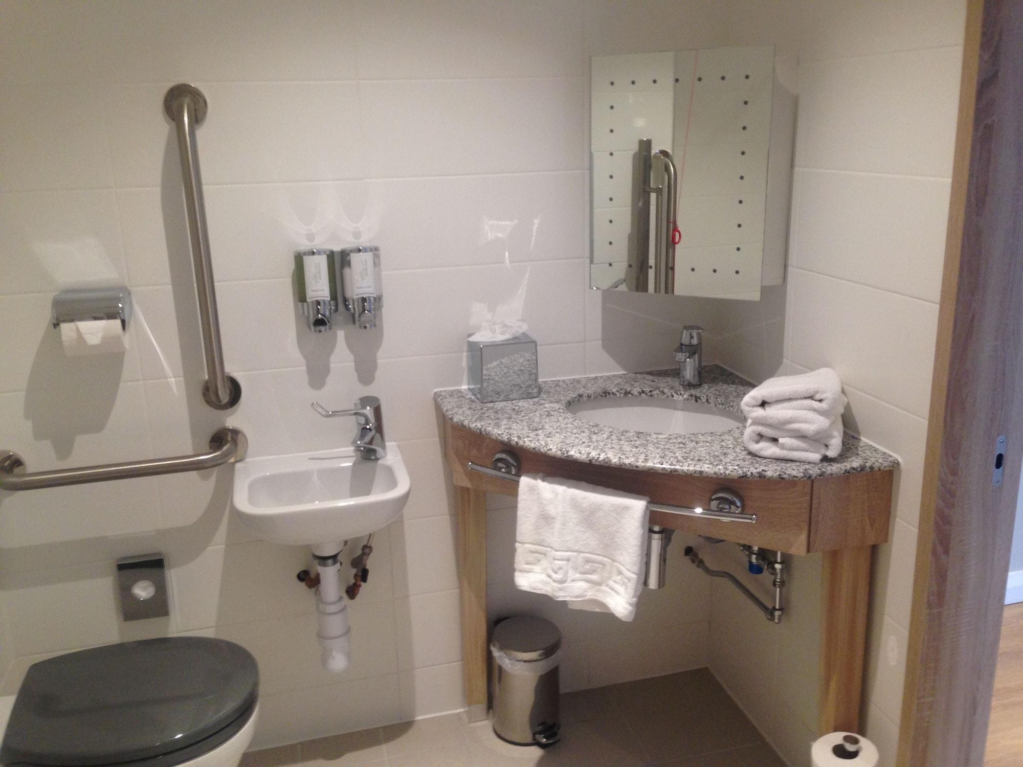 Hampton By Hilton Glasgow Central Екстериор снимка