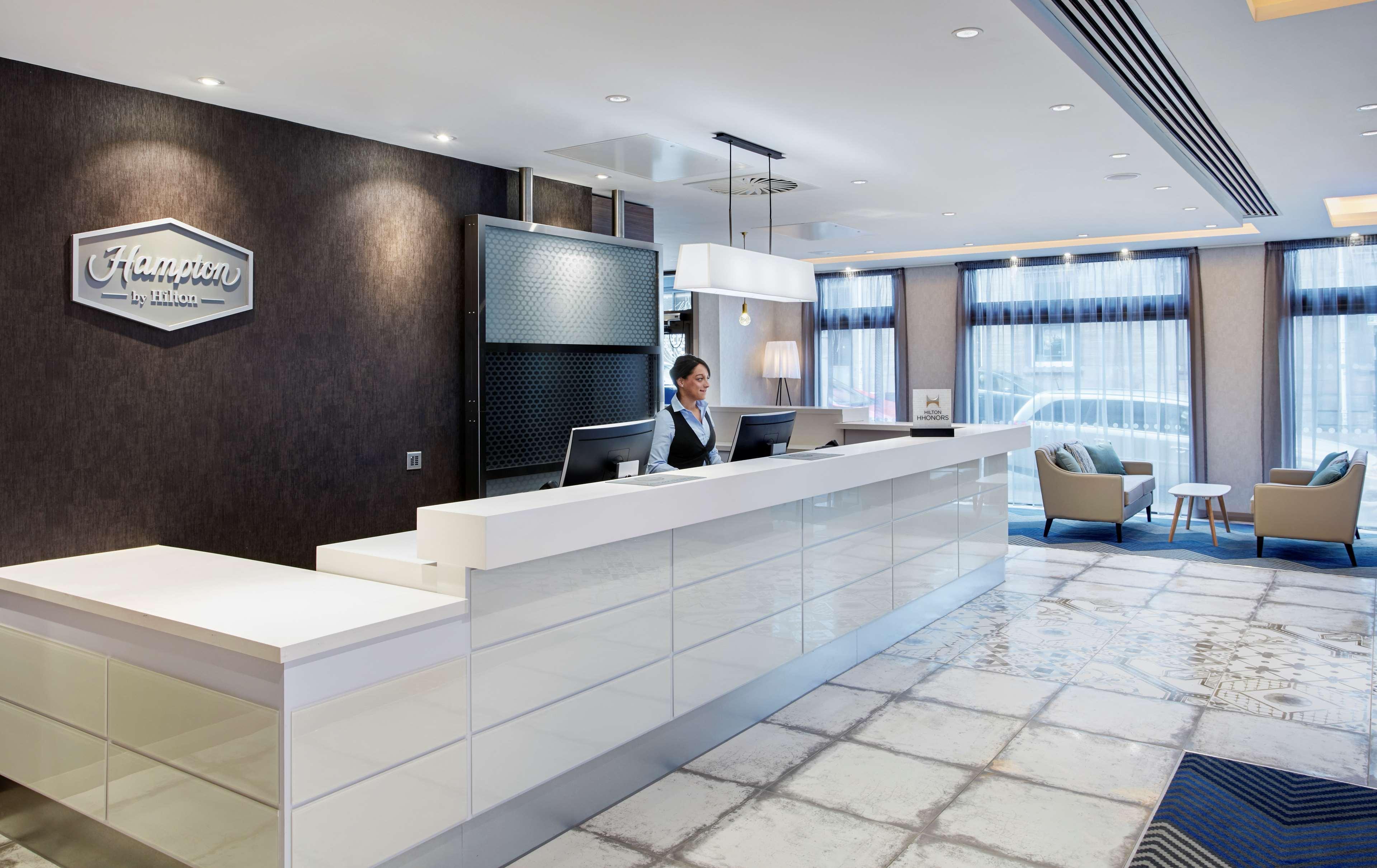Hampton By Hilton Glasgow Central Екстериор снимка