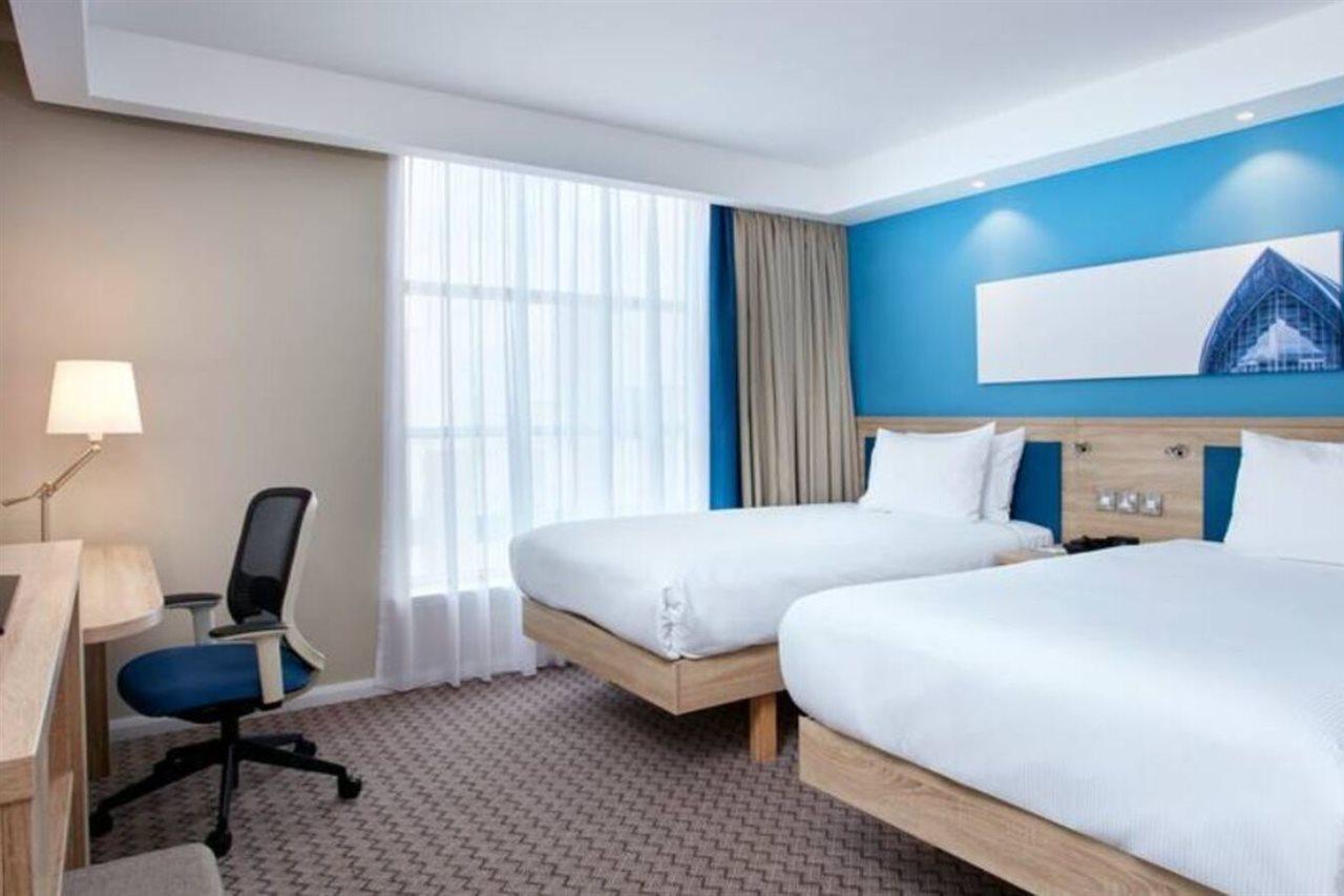 Hampton By Hilton Glasgow Central Екстериор снимка