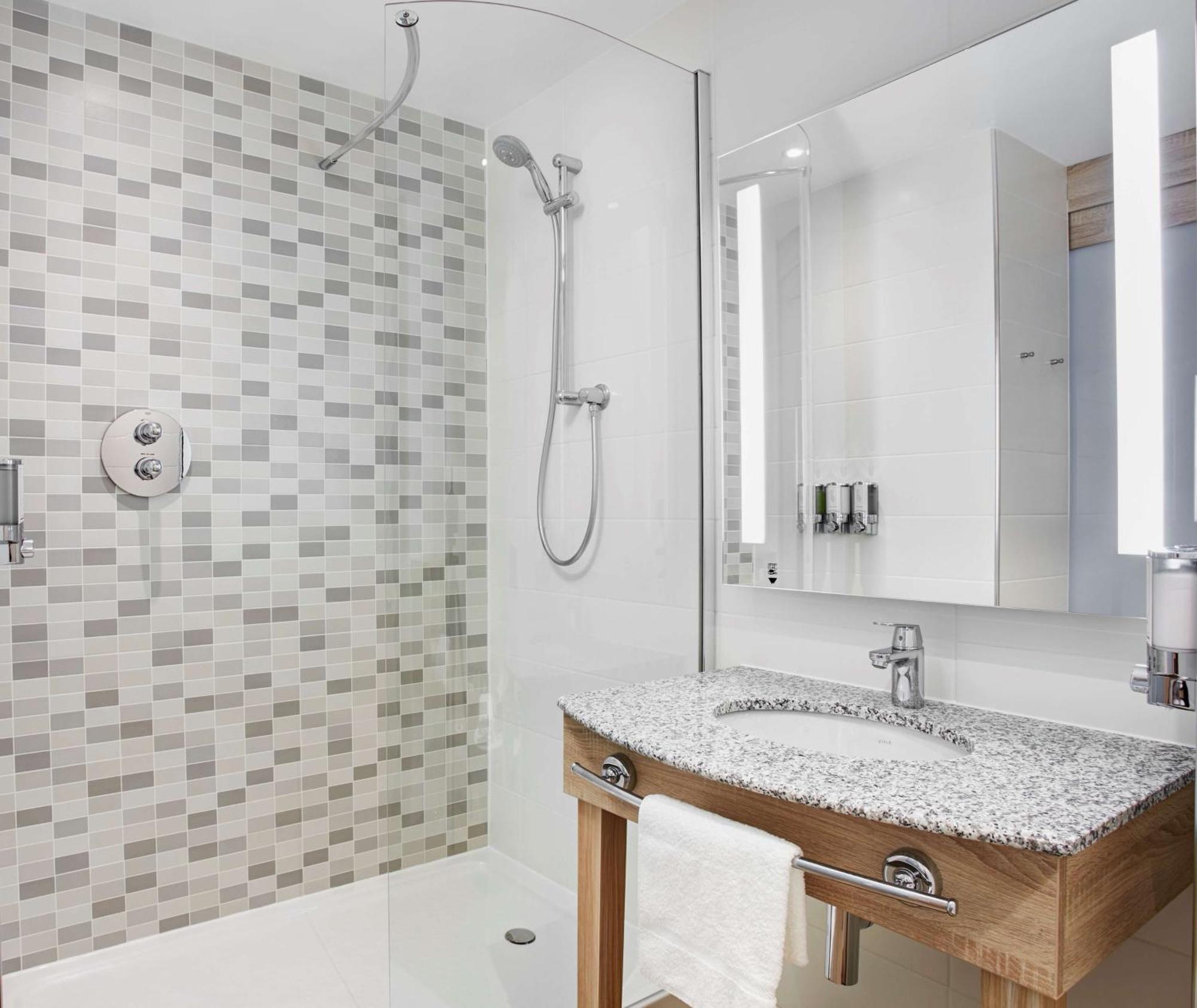 Hampton By Hilton Glasgow Central Екстериор снимка